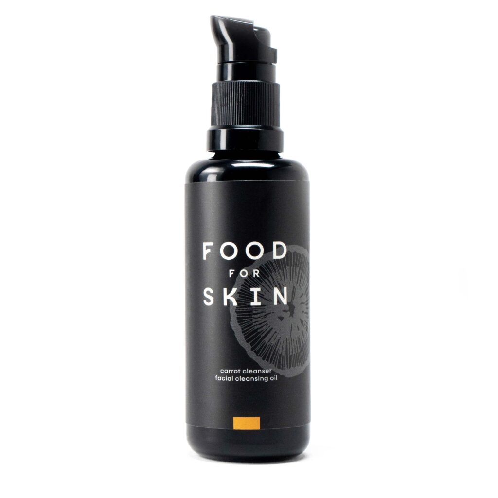 Food for Skin Carrot Cleanser in een donker glazen pompflacon
